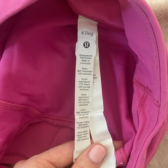 Sonic pink lulu shorts speed up - Picture 4 of 5